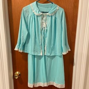 Vintage Sleeveless Nighty with Cover